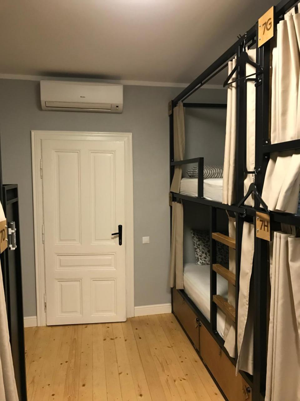 A16 Hostel Burgas Exterior photo