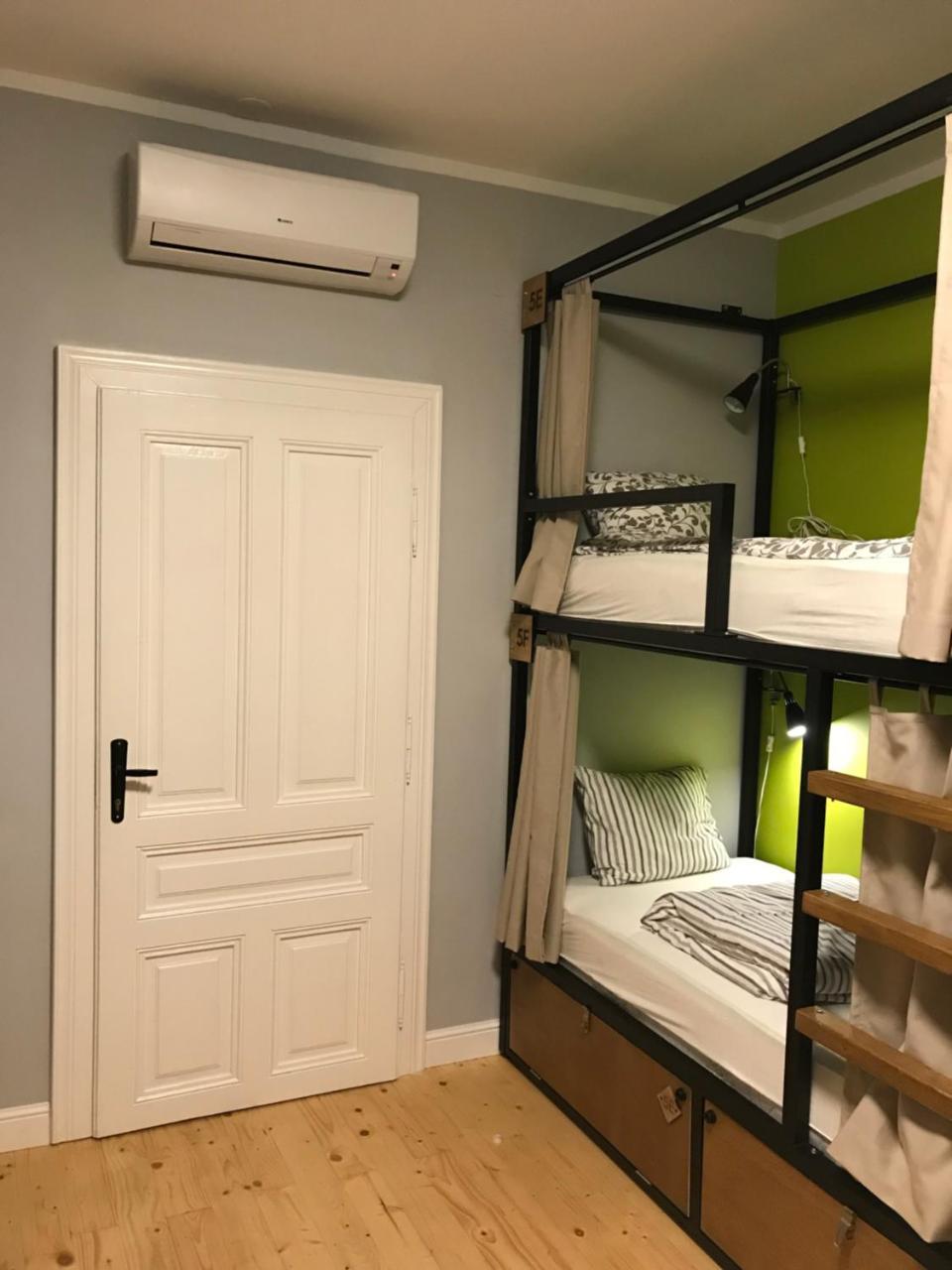 A16 Hostel Burgas Exterior photo